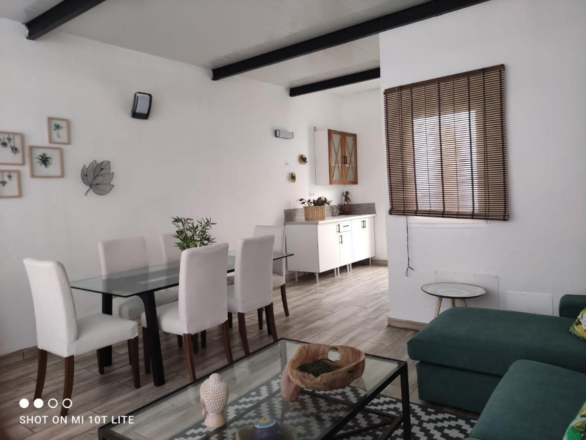 Agueita Surf Lodge لاس بالماس دي غران كاناريا المظهر الخارجي الصورة