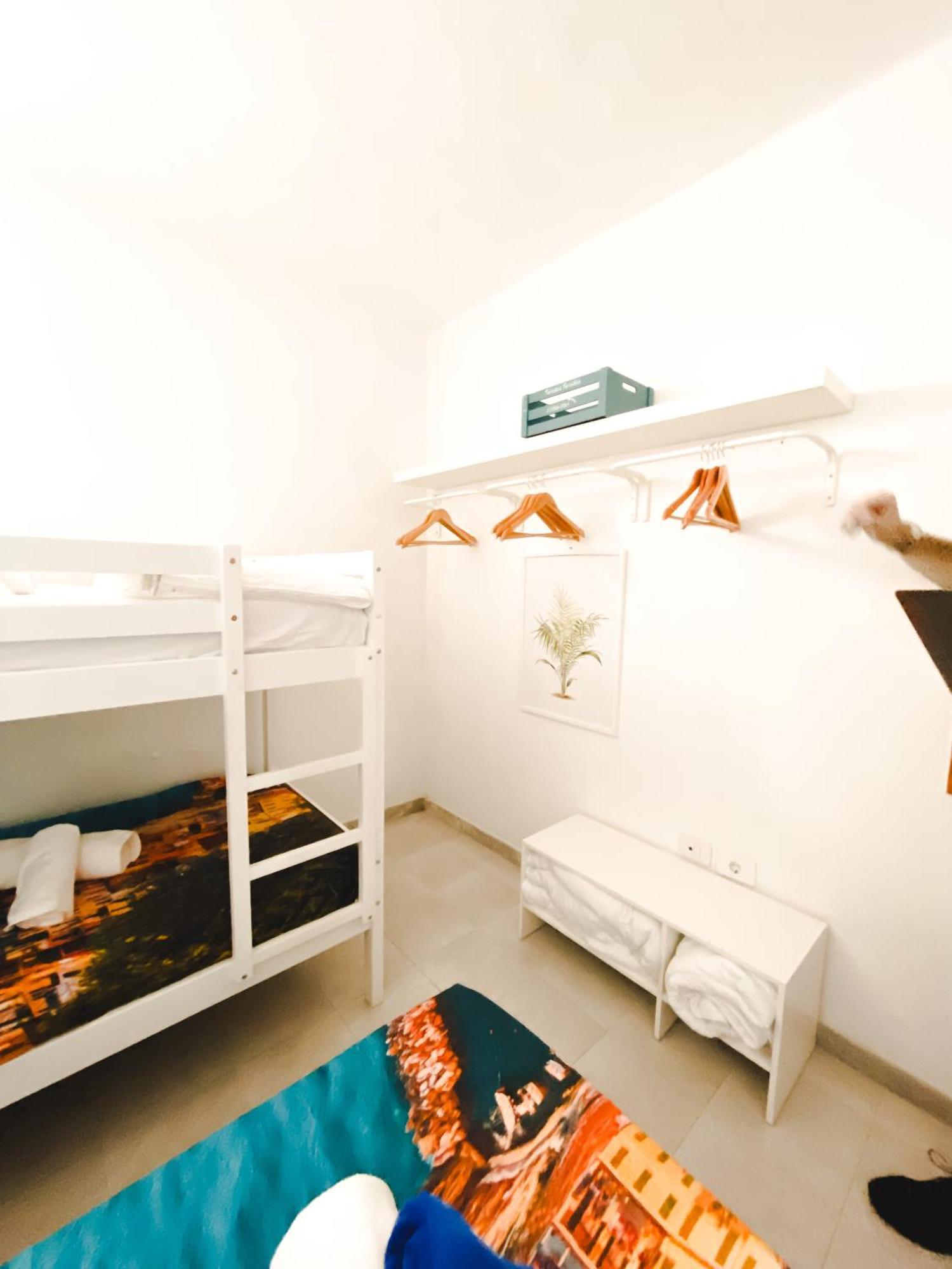 Agueita Surf Lodge لاس بالماس دي غران كاناريا المظهر الخارجي الصورة